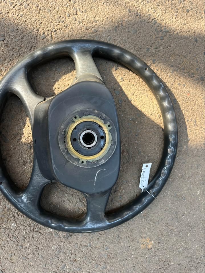 Toyota Conquest steering wheel call or whatsapp or - Private Seller Toyota Conquest steering wheel call or whatsapp or - Private Seller