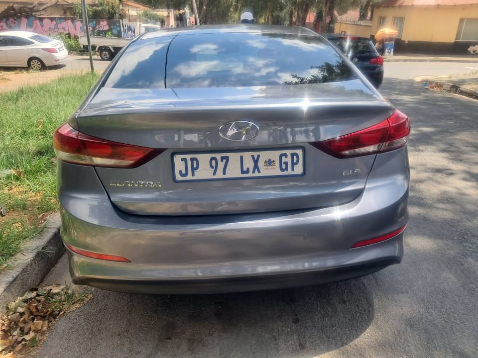 Hyundai Elentra 1.6 GLS Grey 2019 manual petrol