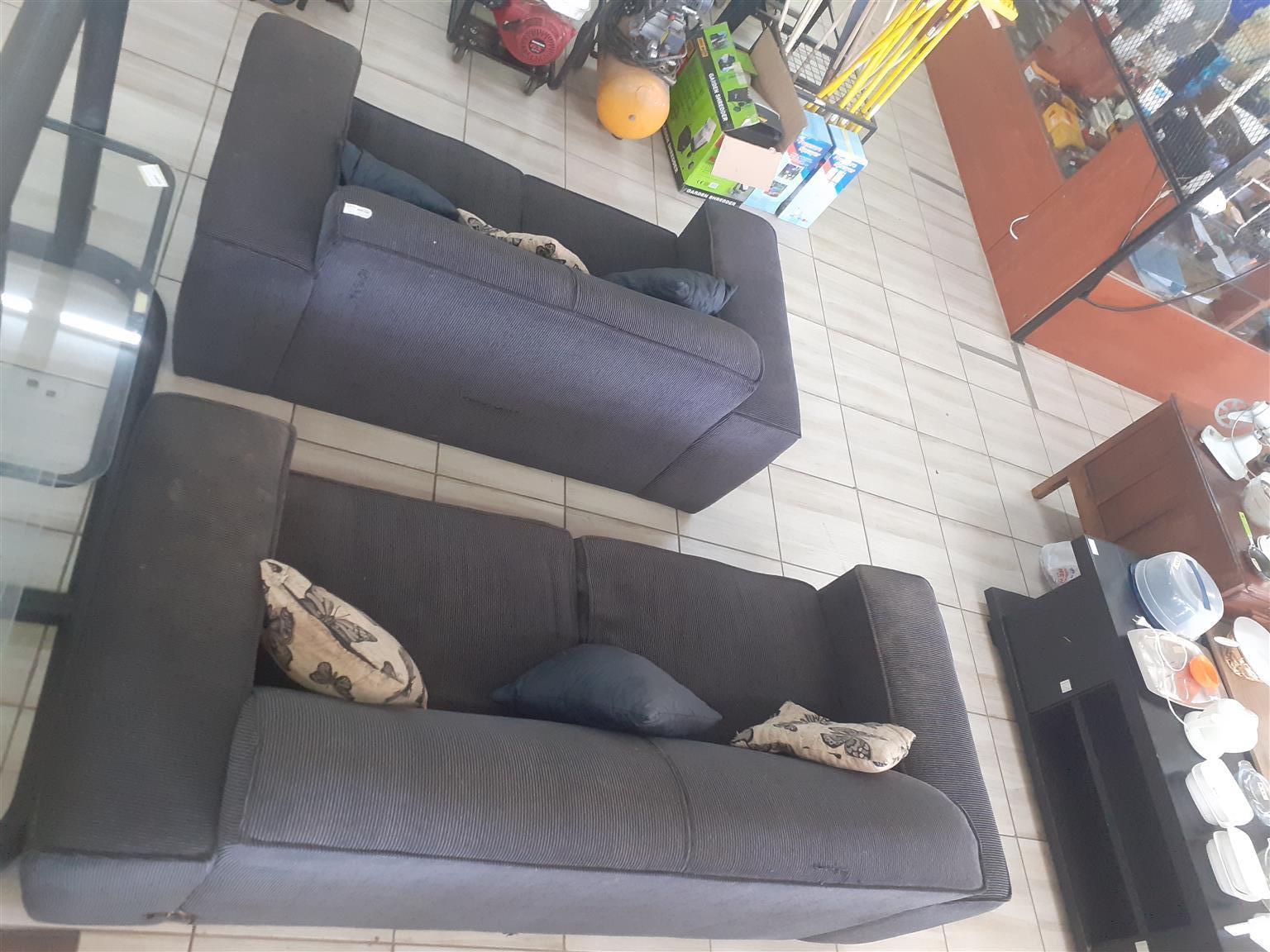 Couches 2 SEATER BY 2 SEATER (S110968A)
