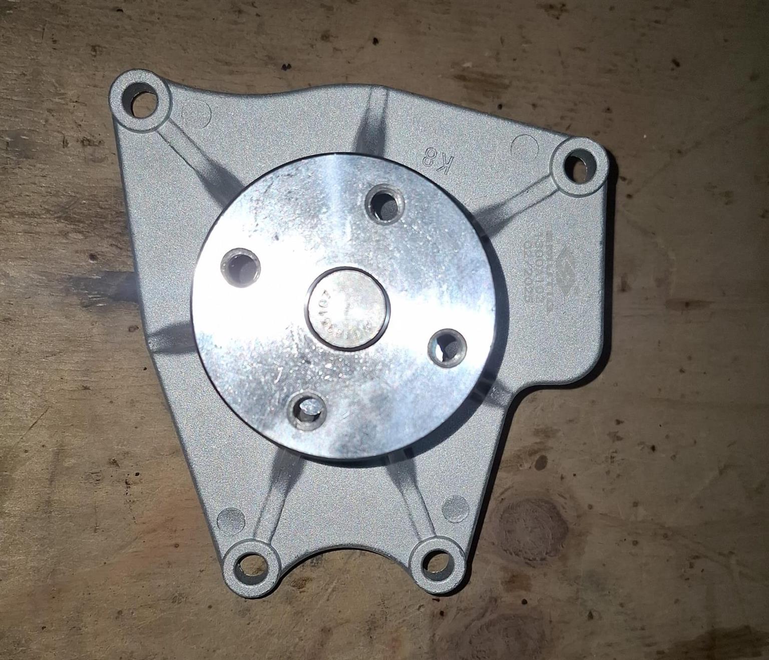 New Water Pump for Mitsubishi Pajero 3.2 (4M41 Engine) | Cooling System Spares