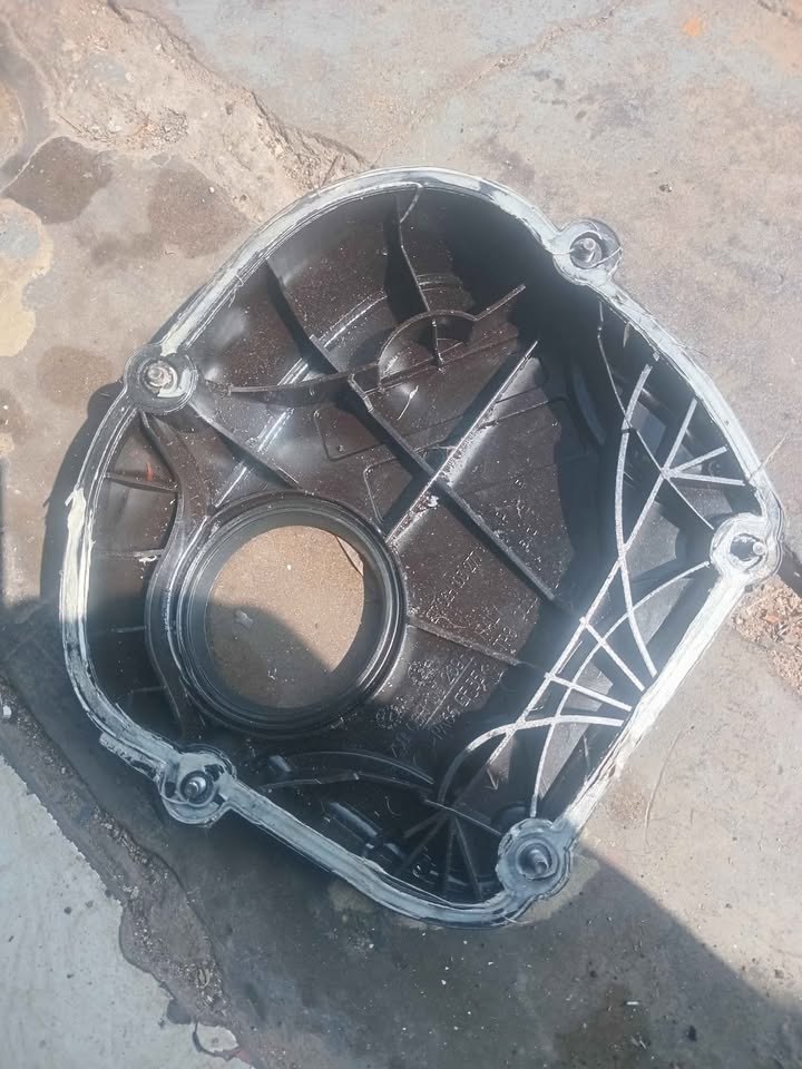 Upper Timing Cover 2011 Volkswagen GTI 2.0 06H 103 277 G - Private Seller Upper Timing Cover 2011 Volkswagen GTI 2.0 06H 103 277 G - Private Seller