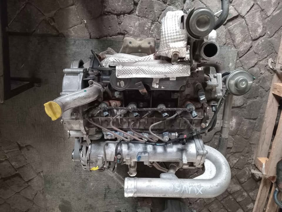 Mahindra XUV500 2.2D model 2012 complete engine still running good for sale - Private Seller Mahindra XUV500 2.2D model 2012 complete engine still running good for sale - Private Seller