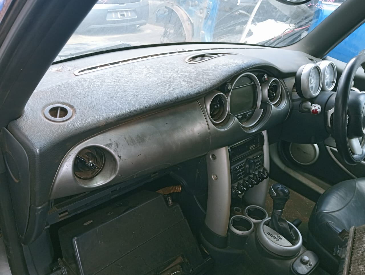 Mini Cooper S R52 2008 Cabrio Dashboard For Sale - Quality OEM Interior Parts - Private Seller Mini Cooper S R52 2008 Cabrio Dashboard For Sale - Quality OEM Interior Parts - Private Seller