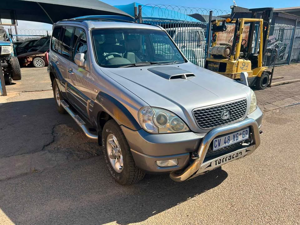 Hyundai Tereacan 2.9 Crdi STRIPPING FOR SPARES - Private Seller Hyundai Tereacan 2.9 Crdi STRIPPING FOR SPARES - Private Seller