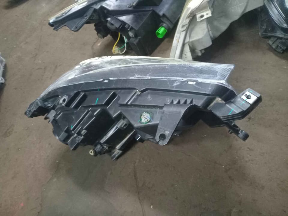 Honda Jazz left headlight 2013 / 15