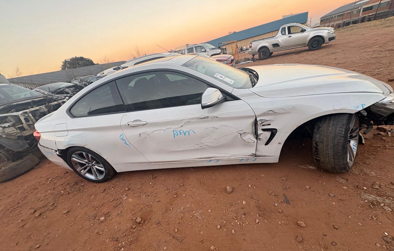 2015 BMW F32 420i N20 Stripping for spares