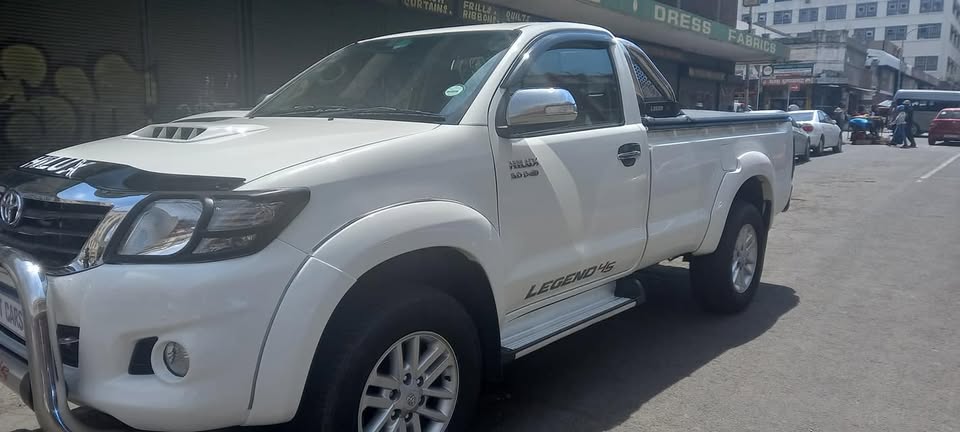 2014 TOYOTA HILUX 3.0D 4D 4x4, LEGEND 45, MANUAL, SINGLE CAB, WHITE COLOUR,