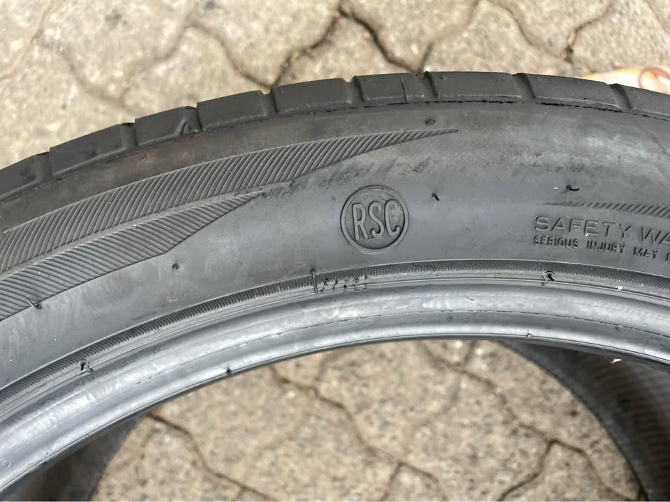 275 40 R20   and  315 35 R20 Bridgestone Dueler RunFlat Tyres - Private Seller