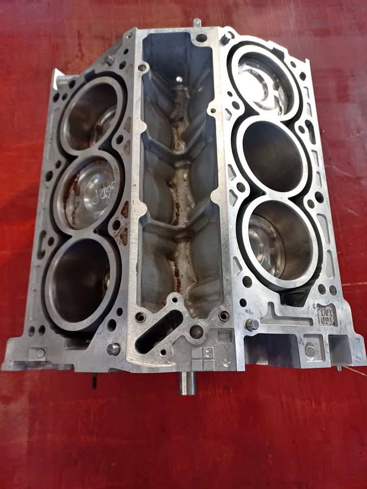 Hyundai/Kia - 3.3 Turbo GDI Petrol Sub Assembly (G6DP) - Private Seller Hyundai/Kia - 3.3 Turbo GDI Petrol Sub Assembly (G6DP) - Private Seller