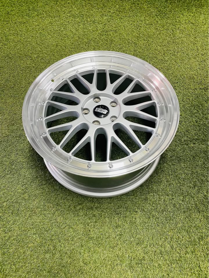 19 INCH BBS LM DESIGN RIM SET - Private Seller
