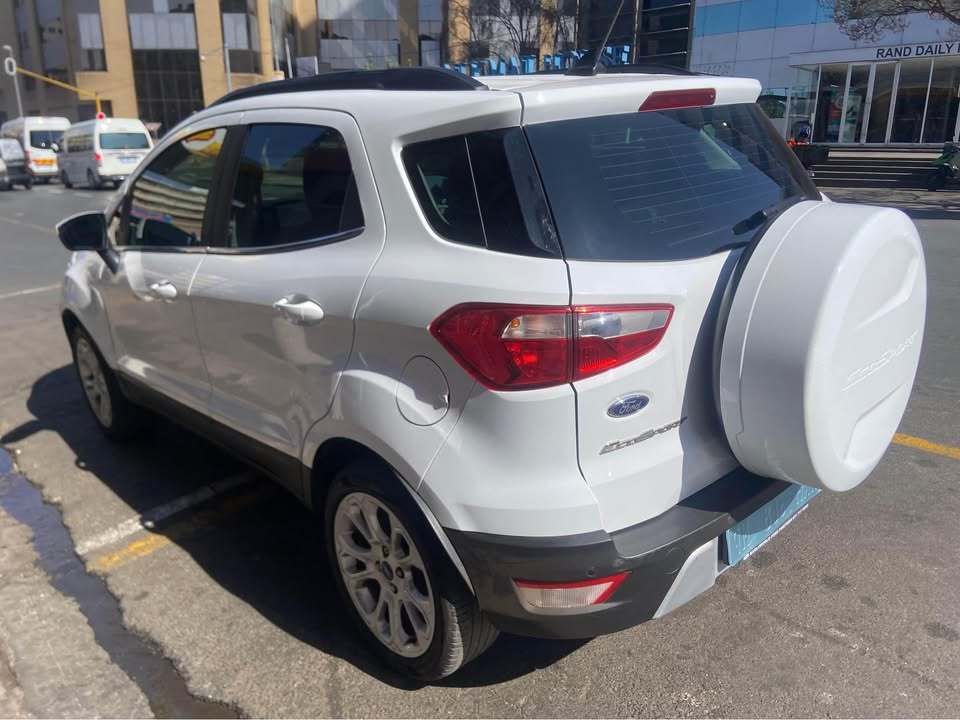 2022 Ford Ecosport Titanium 56000km