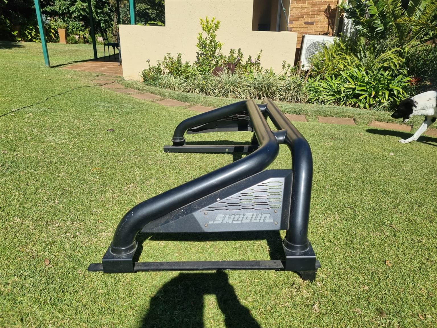 2019 mitsubishi triton tonneau cover with rollbar - Private Seller 2019 mitsubishi triton tonneau cover with rollbar - Private Seller