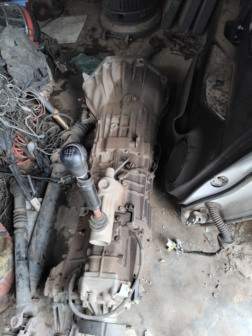 Toyota Hilux/Fortuner 4 4 6 speed gearbox - Private Seller Toyota Hilux/Fortuner 4 4 6 speed gearbox - Private Seller