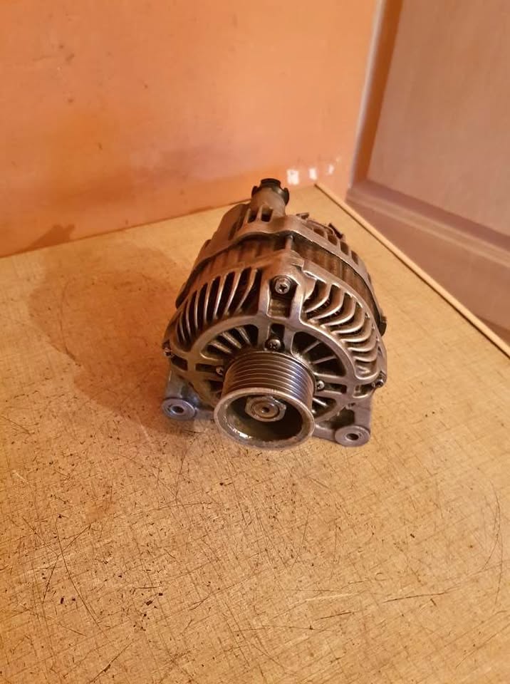RENAULT OR NISSAN ALTERNATOR FORSALE
