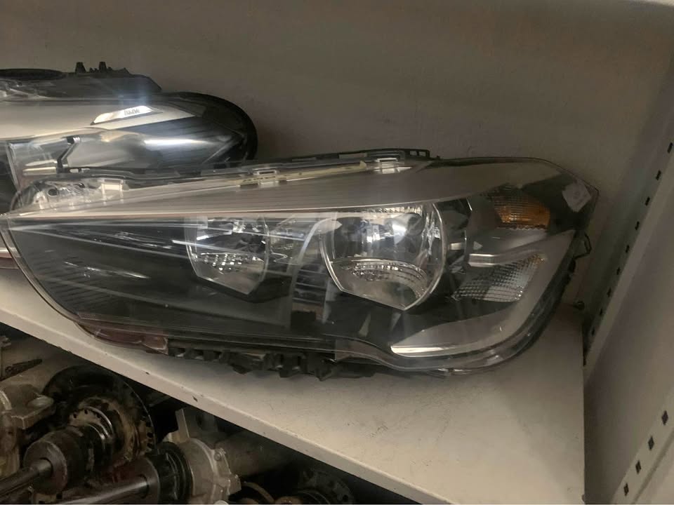 BMW X1 f48 normal headlight BMW X1 f48 normal headlight