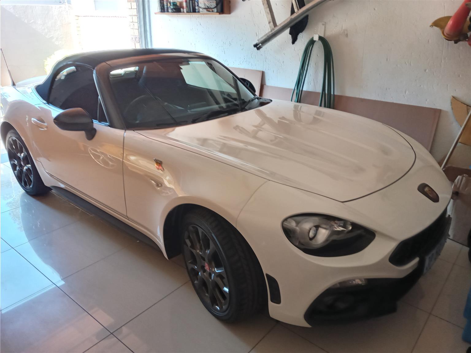 Abarth 124 Spider