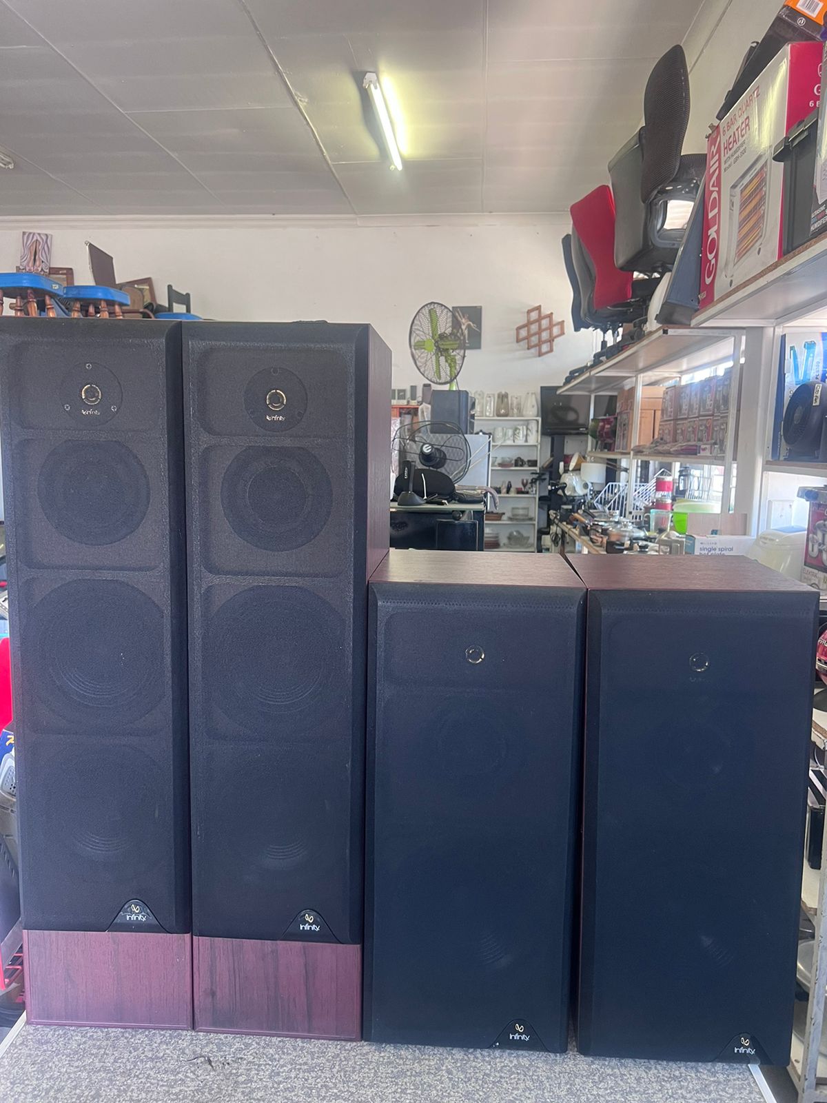 Infinity 2x 81 mk ll and infinity 2x 4i loud Speakers Infinity 2x 81 mk ll and infinity 2x 4i loud Speakers