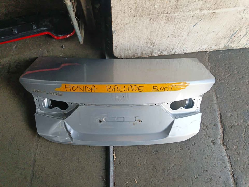 Honda Ballade Boot