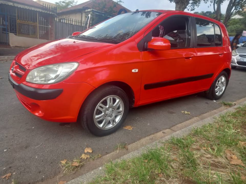 2008 Hyndai Getz 1.6 Petrol, Automatic, RED,