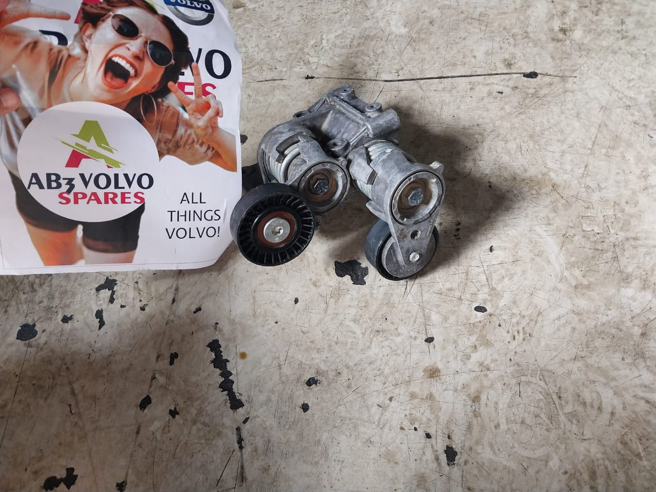 Volvo S40 T5 2006 Tensioner - Private Seller Volvo S40 T5 2006 Tensioner - Private Seller