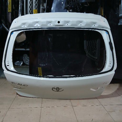 Toyota startlet tailgate - Private Seller