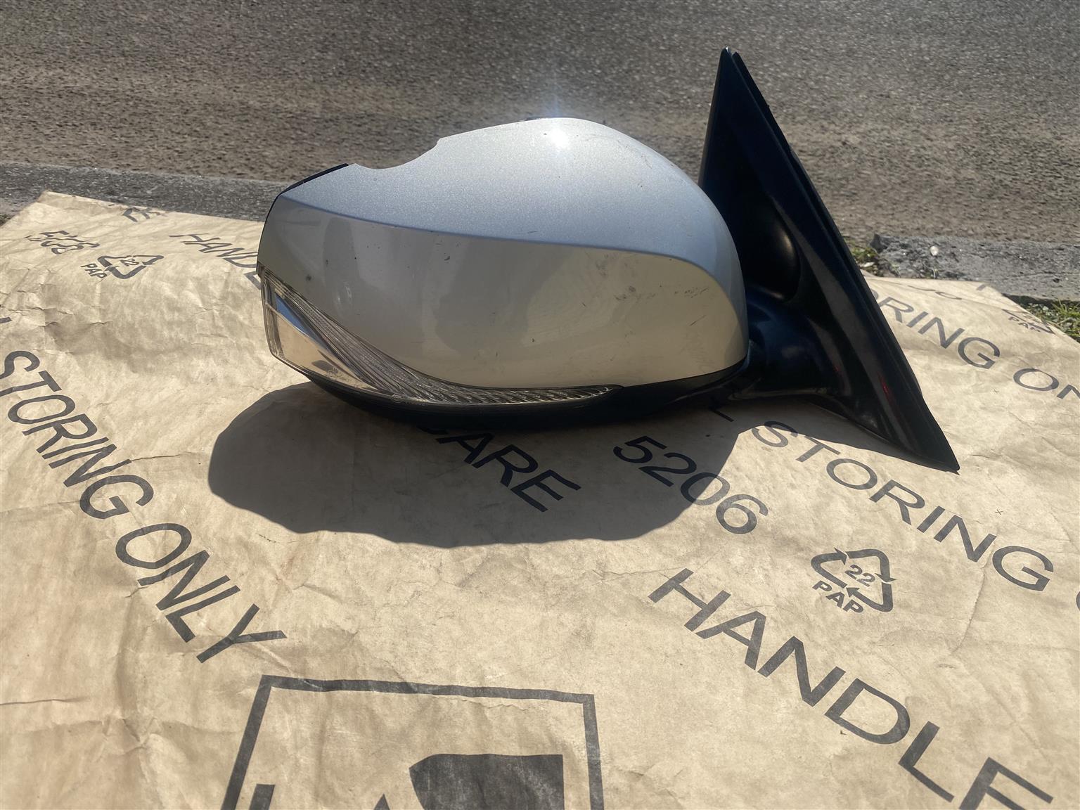 2017 INFINITI Q50 ELECTRONIC AUTO-FOLD DOOR MIRROR RIGHT SIDE FOR SALE - Private Seller