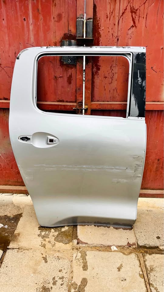 GWM P-Series back door - Private Seller GWM P-Series back door - Private Seller