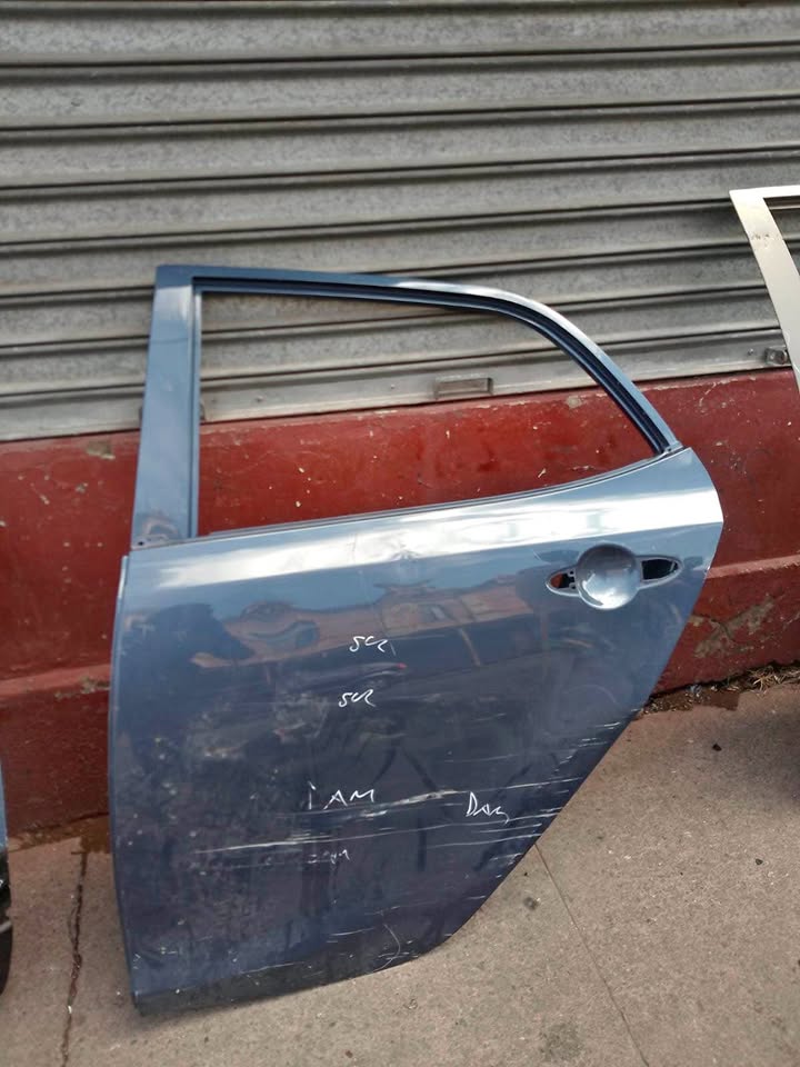 Toyota Corolla back door - Private Seller Toyota Corolla back door - Private Seller