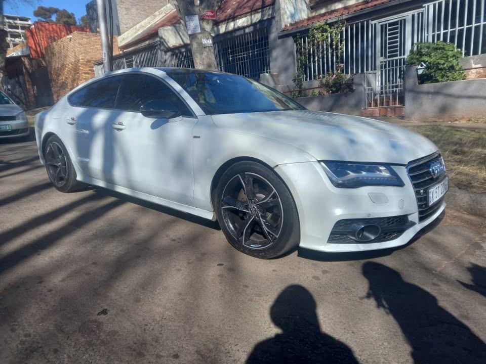 2012 Audi A7 Sline 3.0TDI Quattro Automatic, White, 142000kms, . Sunroof
