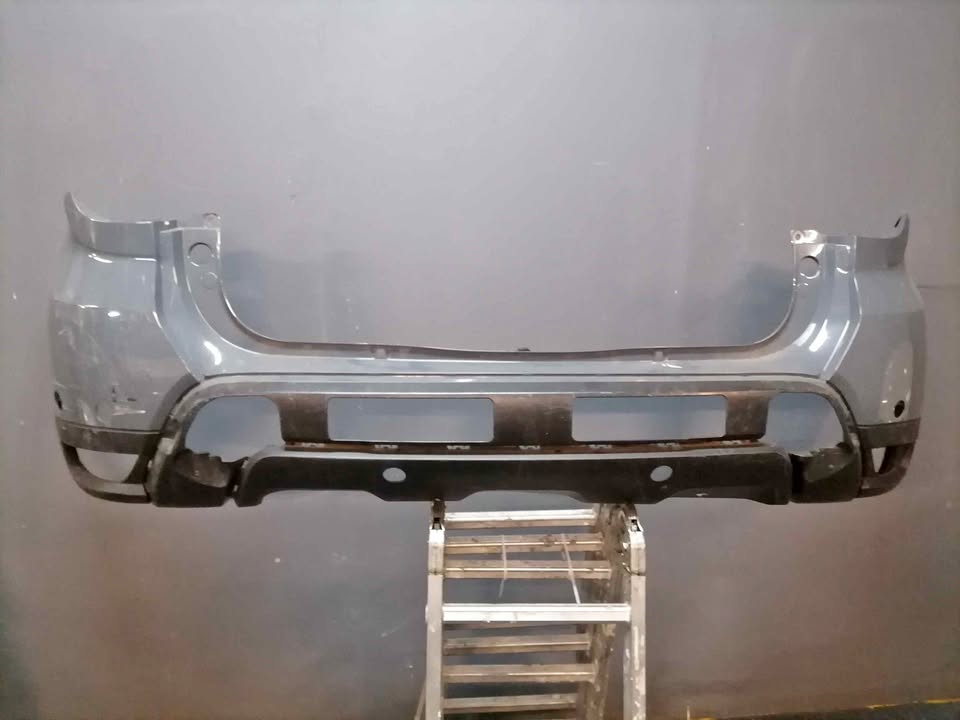 Renault duster grey back bumper for sale - Private Seller Renault duster grey back bumper for sale - Private Seller