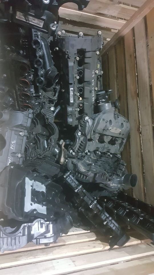 2008 Freelander 2 2.2 SD4 Tappet Cover for sale 2008 Freelander 2 2.2 SD4 Tappet Cover for sale