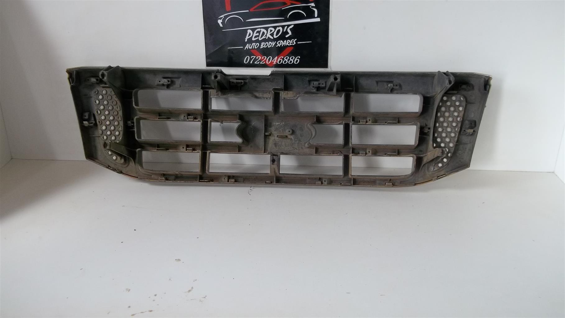 Ford Ranger 2008 radiator grille - Private Seller Ford Ranger 2008 radiator grille - Private Seller