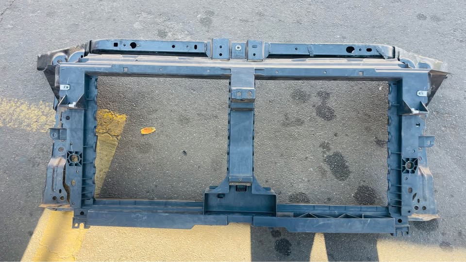 Ford Ranger T9 stiffener and Cradle