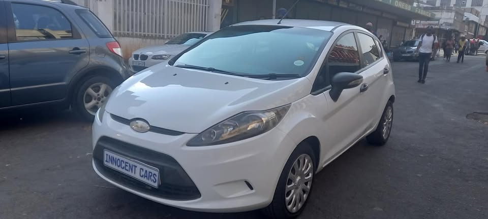2008 FORD FIESTA 1.4 ENGINE PETROL, MANUAL TRANSMISSION, WHITE COLOUR