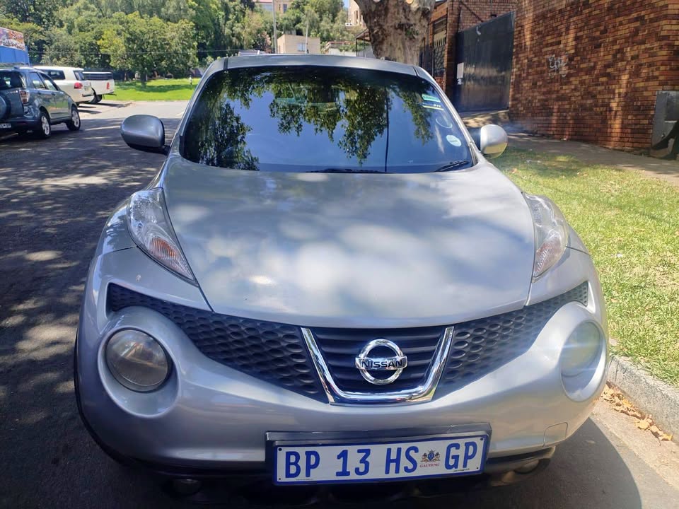 2011 Nissan Juke 1.6 Petrol, Manual, Silver Color, Mileage 88000kms Spare Key. Call / 2011 Nissan Juke 1.6 Petrol, Manual, Silver Color, Mileage 88000kms Spare Key. Call /