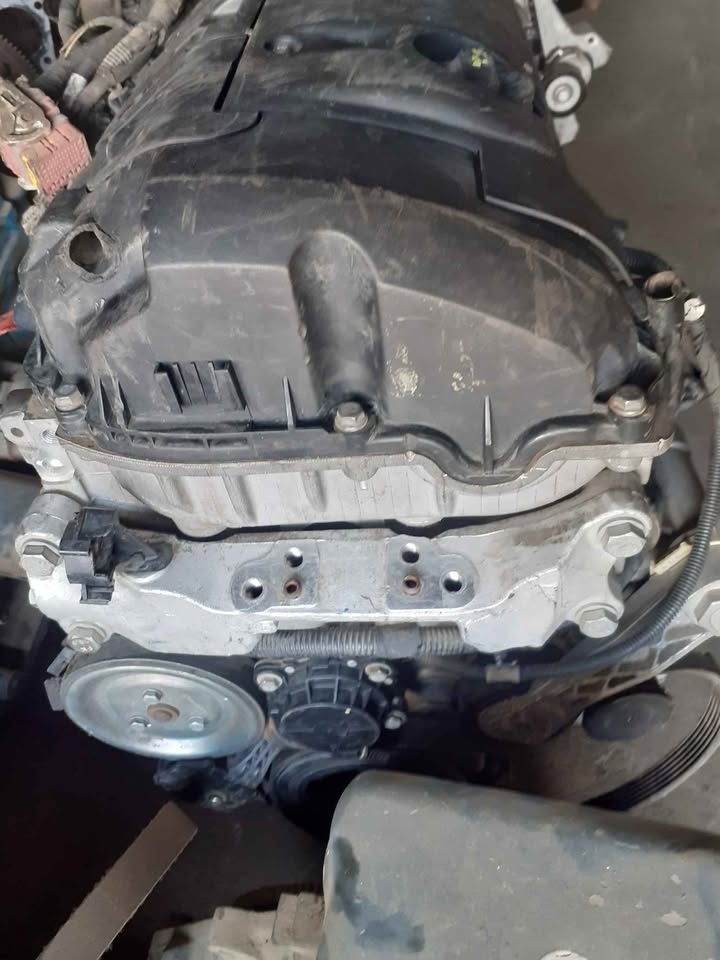Peugeot 207 1.6L EP6 10FH engine. Stripping for Spares | Junk Mail ...