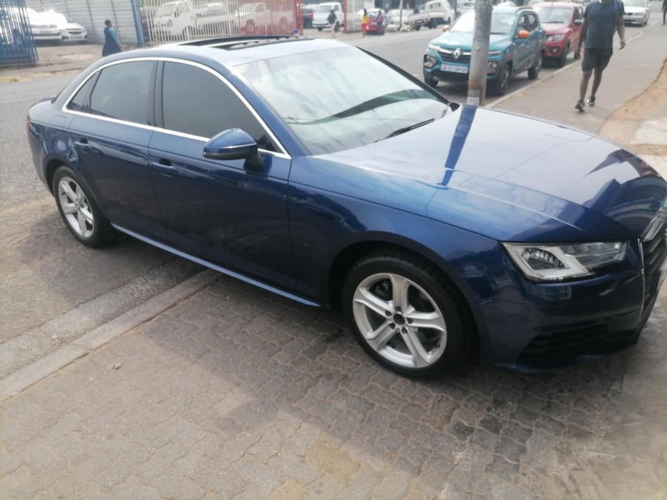 2018 Audi A4 1.4 TFSI Automatic and leather seat Sunroof Spare key