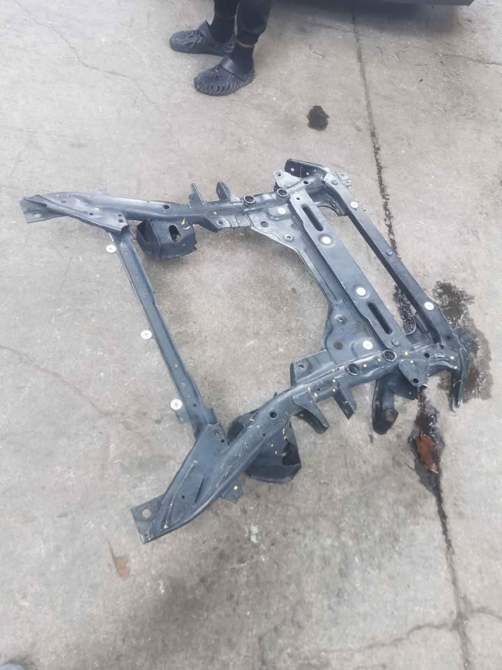 BMW F15 subframe - Private Seller BMW F15 subframe - Private Seller