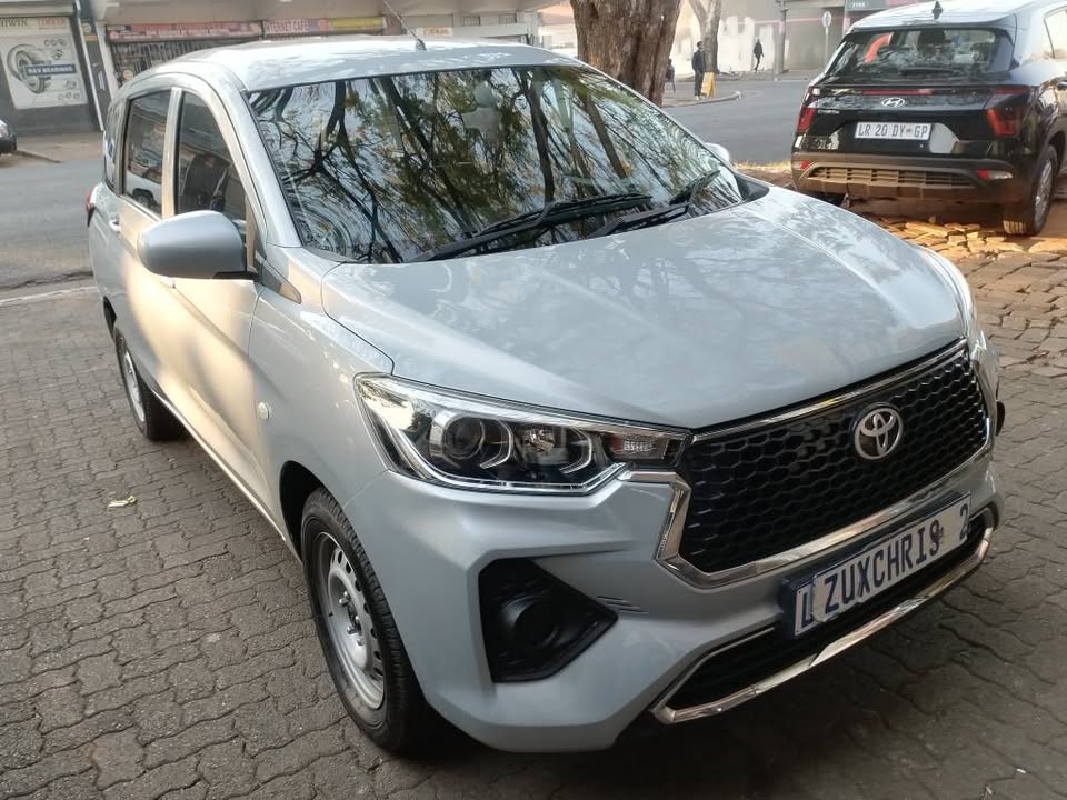 2023 TOYOTA RUMION 1.5 7 SEATER MANUAL