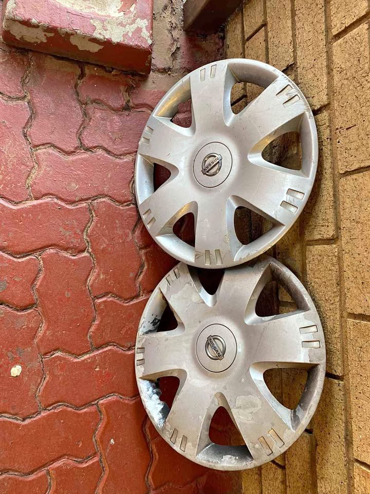 Nissan np200 wheel caps - Private Seller Nissan np200 wheel caps - Private Seller