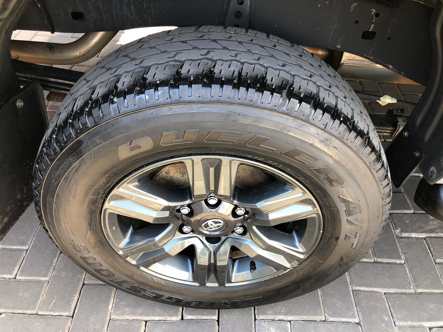 Used 2020 Toyota Hilux 2.4GD-6 double cab SRX auto - Private Seller Used 2020 Toyota Hilux 2.4GD-6 double cab SRX auto - Private Seller