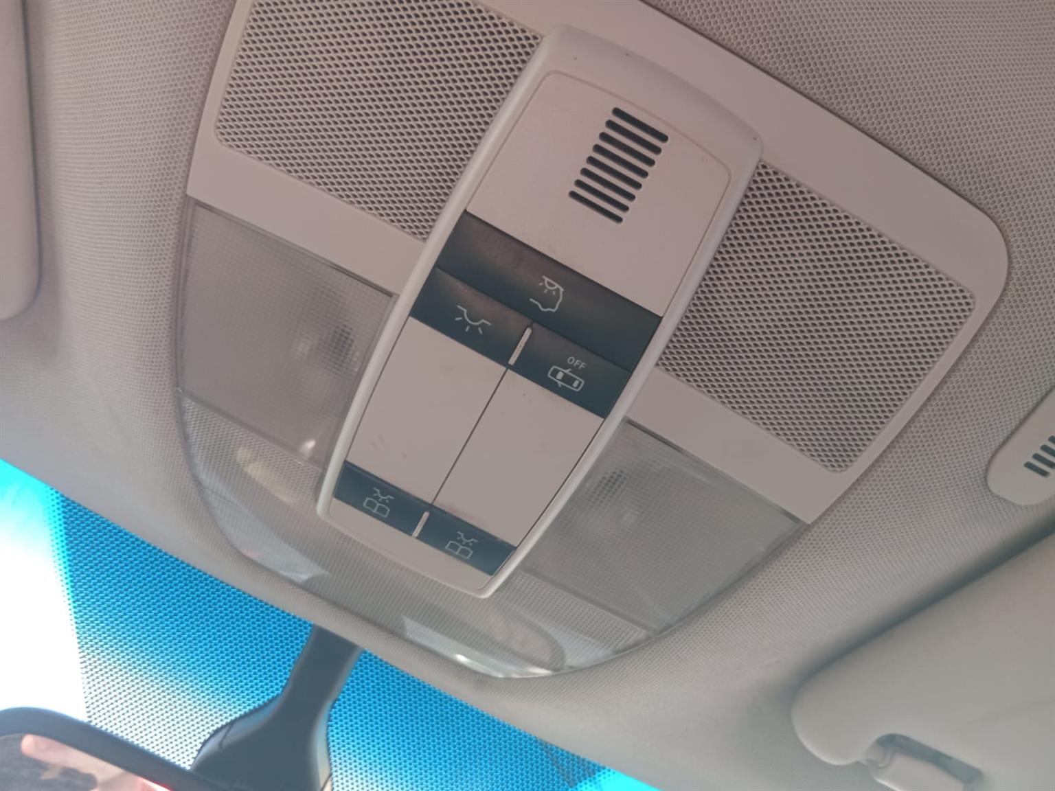 USED MERCEDES B200 DOME LIGHT FOR SALE - Private Seller USED MERCEDES B200 DOME LIGHT FOR SALE - Private Seller