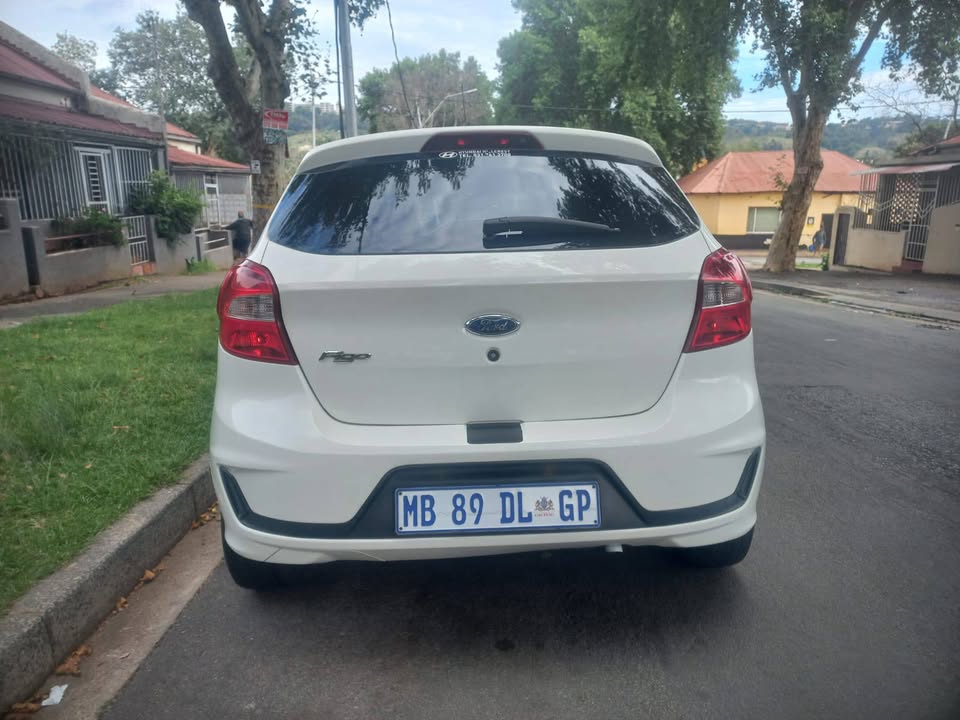 Ford Figo Hatchback 2021 Model 1.5 Petrol, Manual Transmission, White Color, Mileage 54000kms