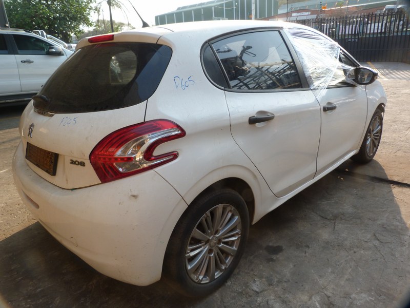 Peugeot 208 1.2 Manual 10B - 2013 SPARESBOYZ STRIPPING FOR SPARES - Private Seller