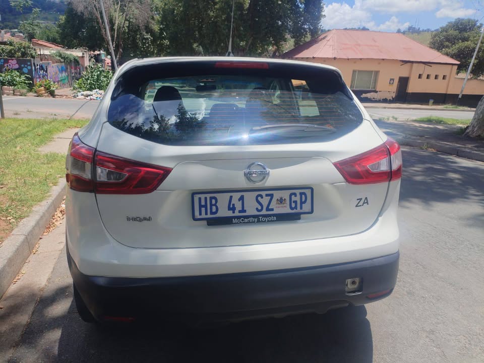 2016 Nissan Qashqai 1.2 Turbo Petrol, Manual, White Color, Mileage