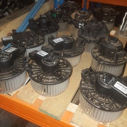 2006 Freelander 2 TD4 2.2 Fan Blower for sale 2006 Freelander 2 TD4 2.2 Fan Blower for sale