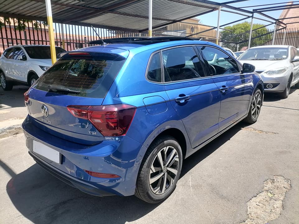 2022 Volkswagen polo 9 TSI 1.0 Sunroof and front and & Sensor Full Service history