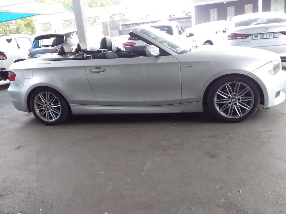 2010 model BMW 120i convertible
