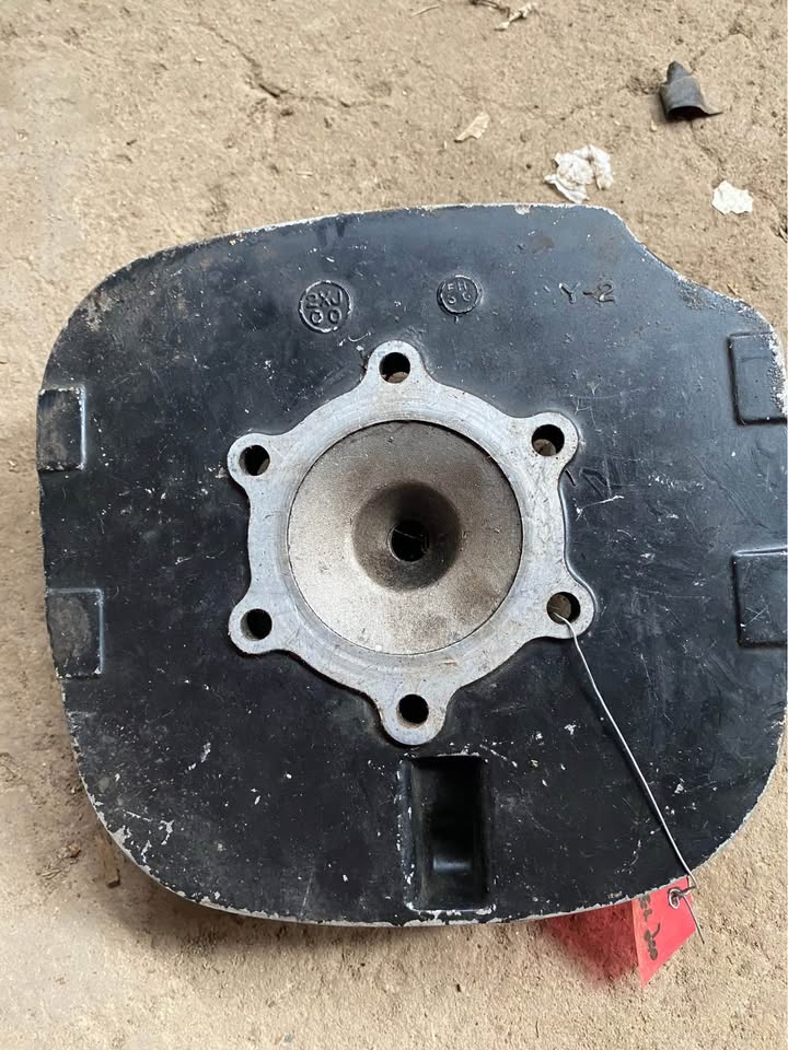 Yamaha Blaster head. Meyerton bike scrapyard new and secondhand spares. - Private Seller