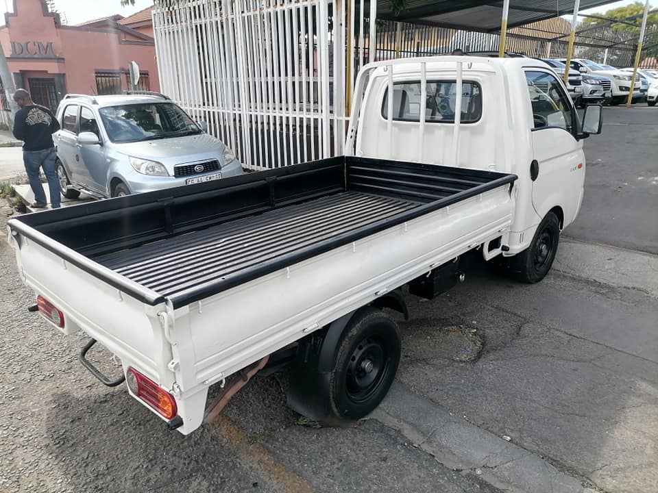 2009 Hyundai H100 2.6 Bakkie Diesel